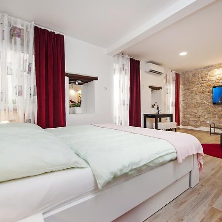 La Svalba Rooms&Studios Rovinj Exterior foto