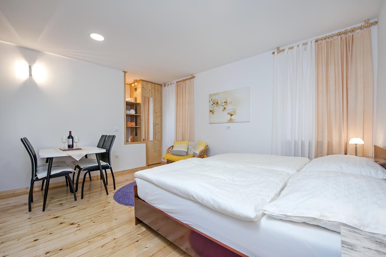 La Svalba Rooms&Studios Rovinj Exterior foto