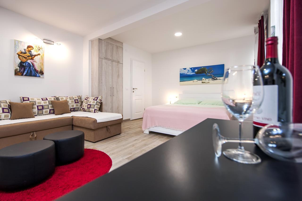 La Svalba Rooms&Studios Rovinj Exterior foto
