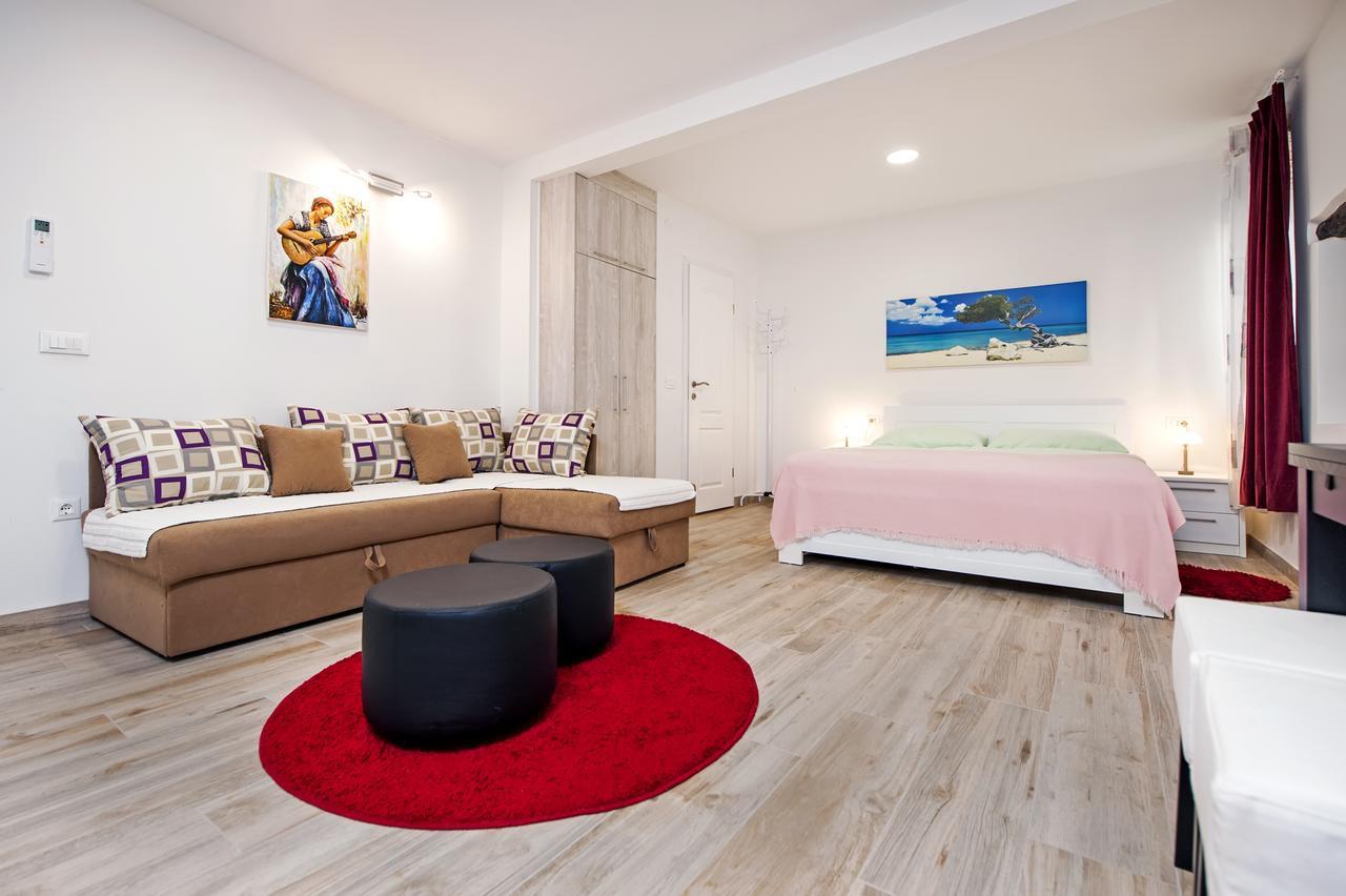 La Svalba Rooms&Studios Rovinj Exterior foto