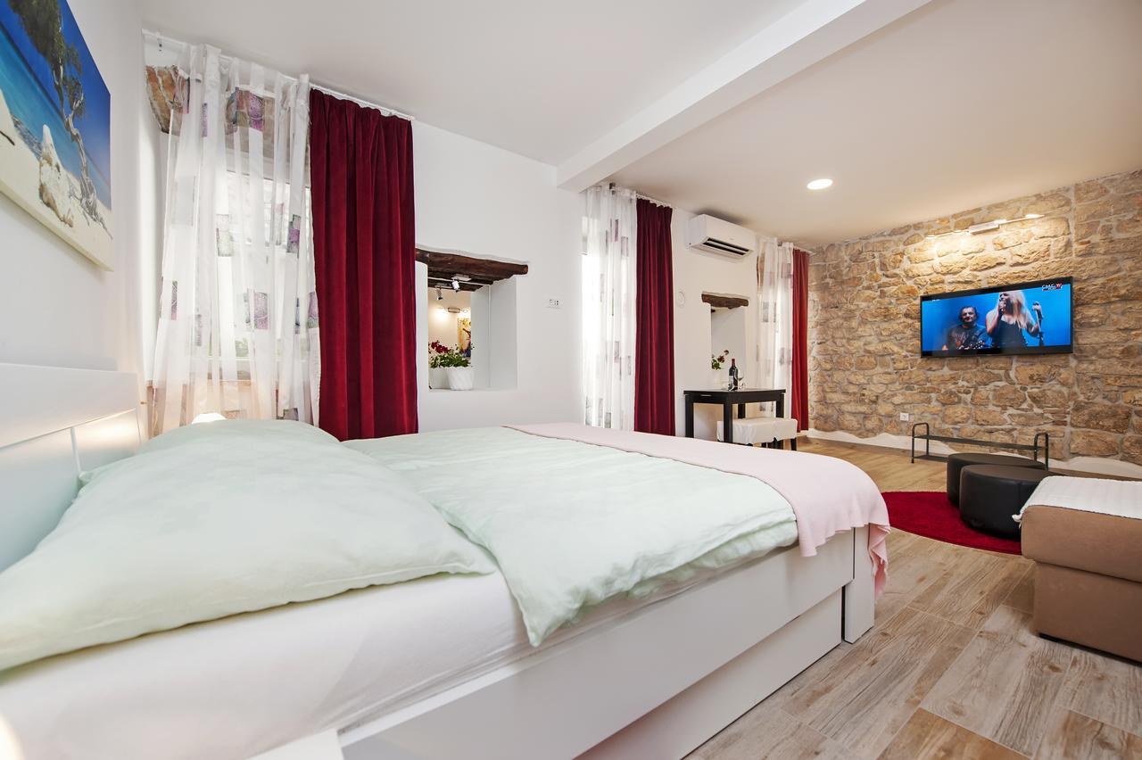 La Svalba Rooms&Studios Rovinj Exterior foto